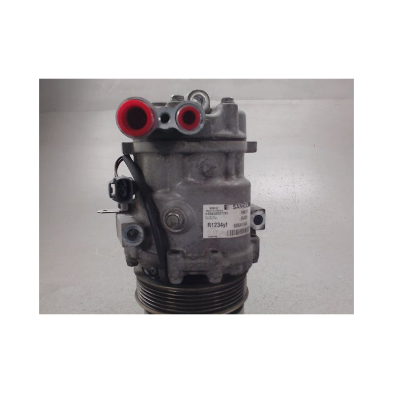 COMPRESSEUR AIR CONDITIONNE FIAT PUNTO