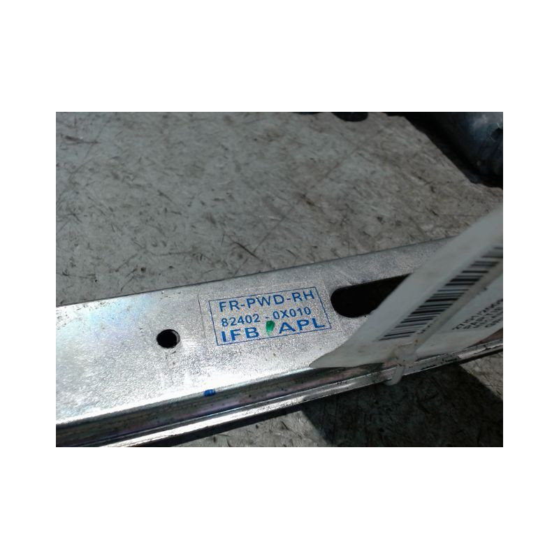 MECANISME+MOTEUR LEVE-GLACE AVANT DROIT HYUNDAI I10