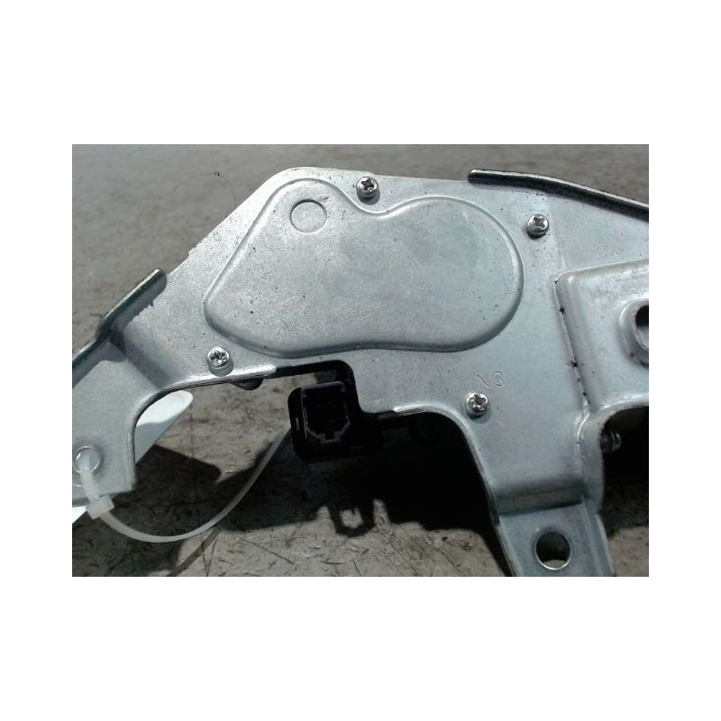 MOTEUR ESSUIE-GLACE ARRIERE OPEL AGILA