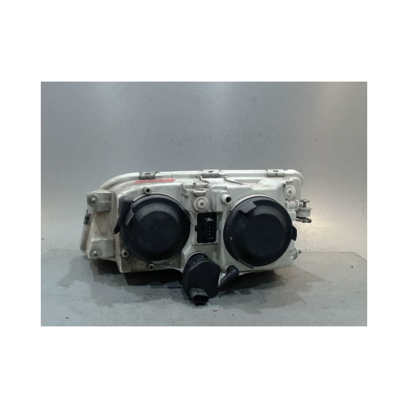 PHARE DROIT VOLVO S40