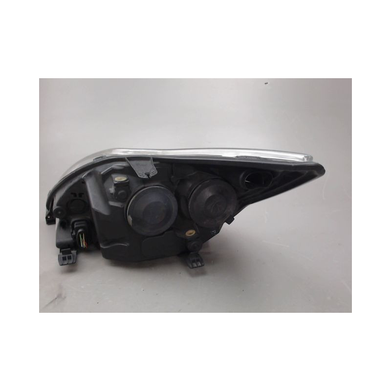 PHARE DROIT FORD FOCUS