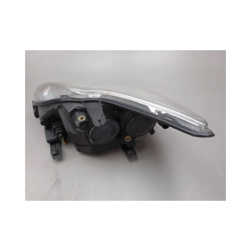 PHARE DROIT FORD FOCUS