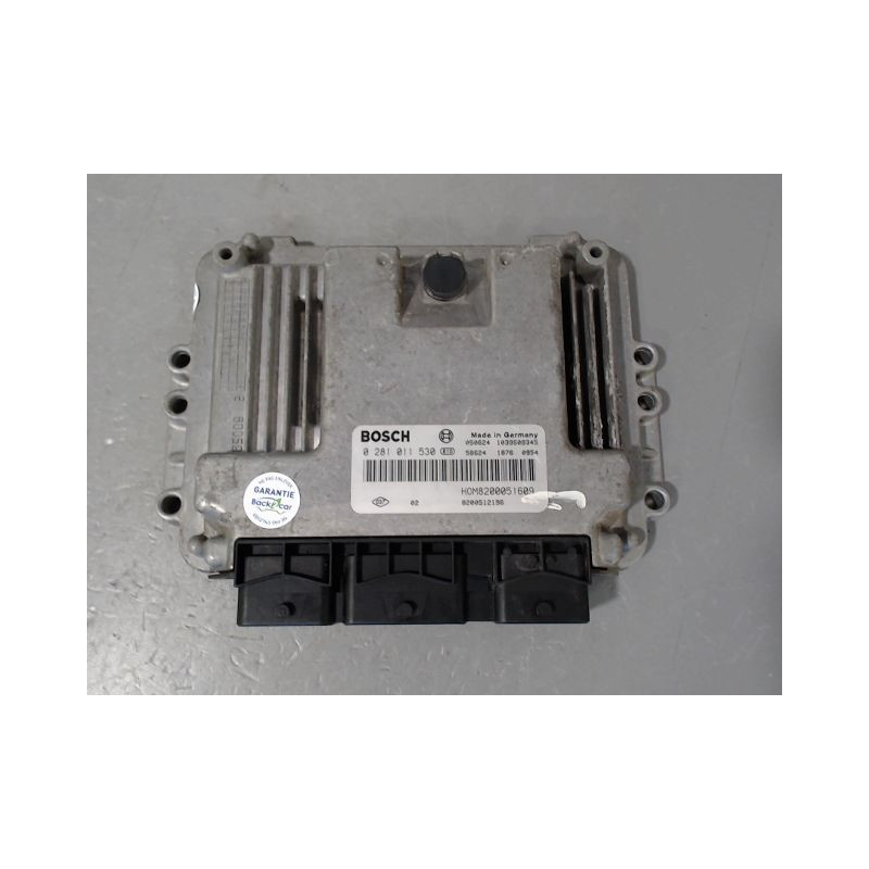 CALCULATEUR MOTEUR RENAULT TRAFIC