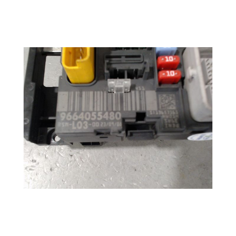 BOITE A FUSIBLES CITROEN C3