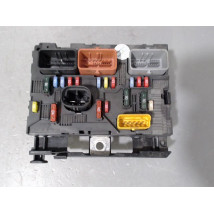 BOITE A FUSIBLES PEUGEOT 207