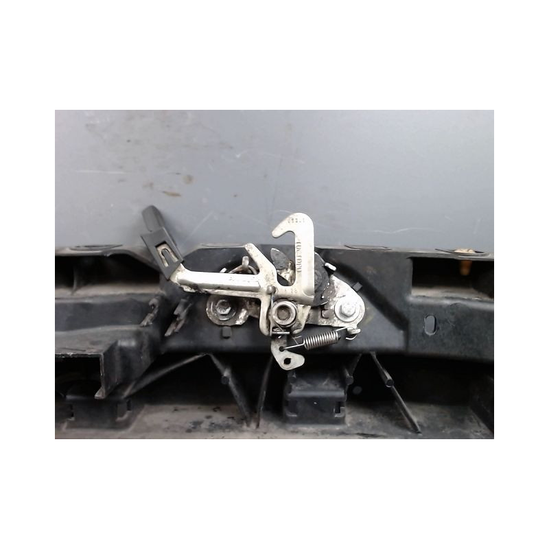 SUPPORT RADIATEUR PEUGEOT 207 3P