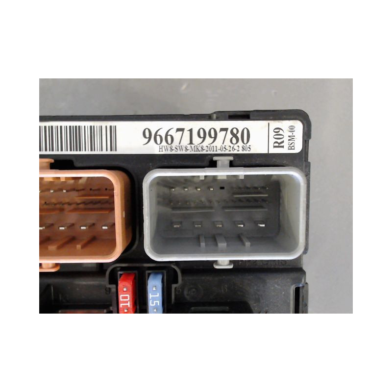 BOITE A FUSIBLES PEUGEOT 207 2006-2013