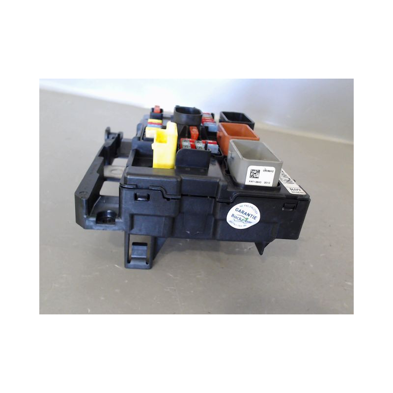 BOITE A FUSIBLES PEUGEOT 207 2006-2013