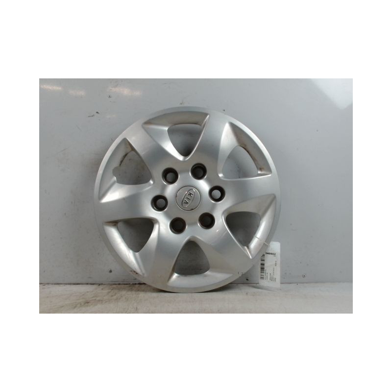 ENJOLIVEUR DE ROUE KIA CARNIVAL