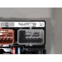 BOITE A FUSIBLES PEUGEOT 207 3P