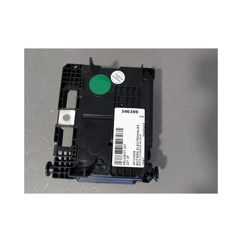 BOITE A FUSIBLES PEUGEOT 207 3P
