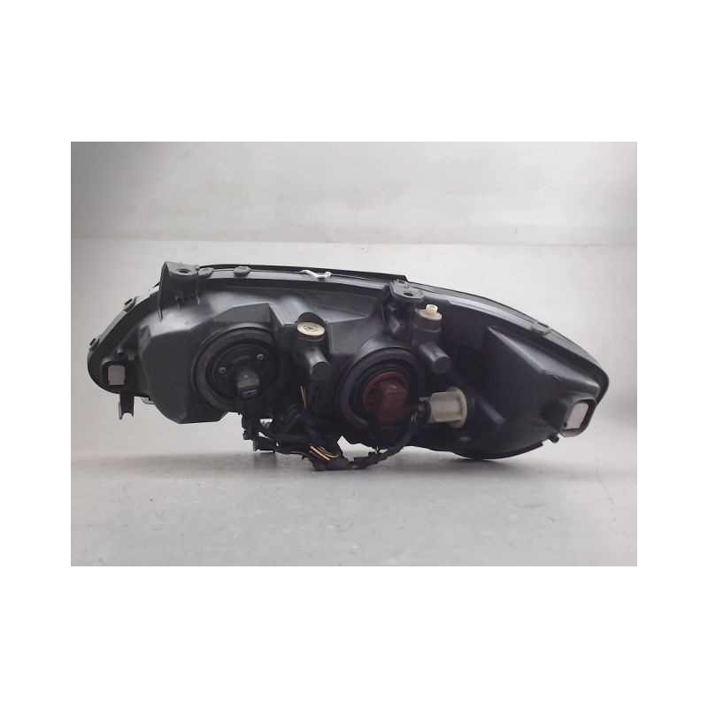 PHARE DROIT OPEL ZAFIRA