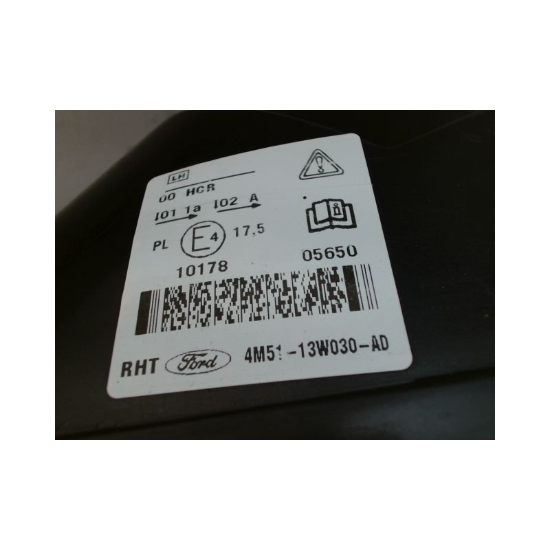 PHARE GAUCHE FORD FOCUS 05-07