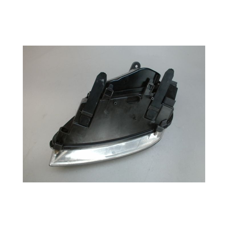 PHARE DROIT FORD FOCUS C-MAX 03-07