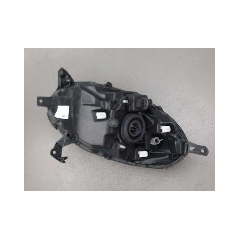 PHARE DROIT NISSAN MICRA