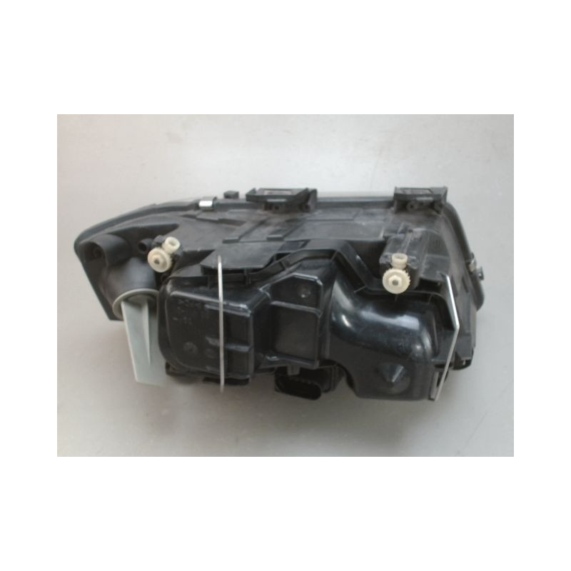 PHARE GAUCHE AUDI A6