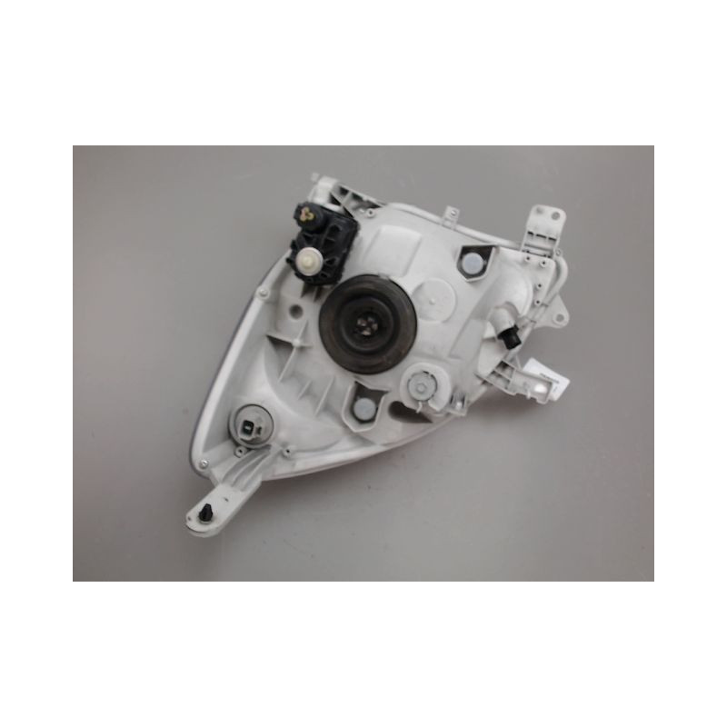 PHARE DROIT DAIHATSU CUORE