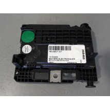 BOITE A FUSIBLES PEUGEOT 207