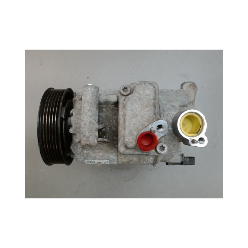 COMPRESSEUR AIR CONDITIONNE VOLKSWAGEN POLO