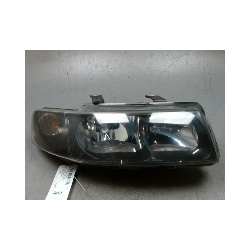 PHARE DROIT SEAT TOLEDO 99-