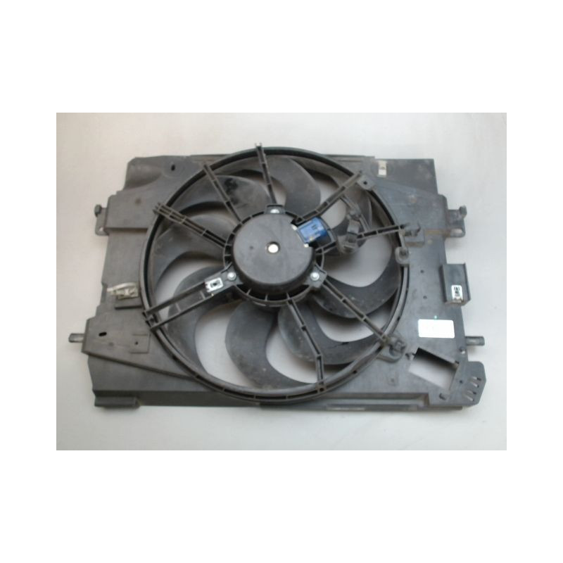 MOTEUR VENTILATEUR RADIATEUR DACIA DOKKER