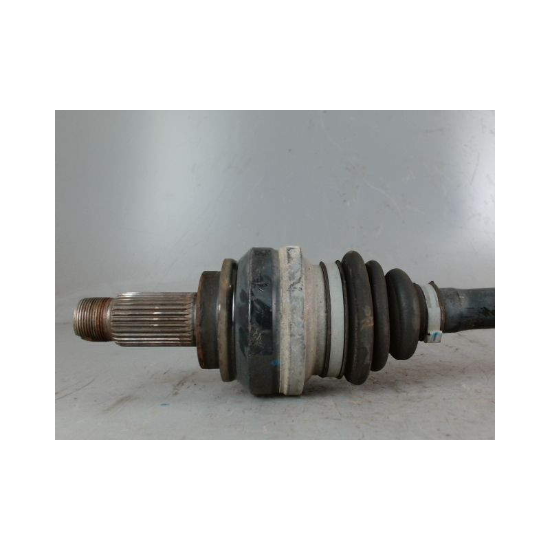 TRANSMISSION ARRIERE GAUCHE B.M.W. X1 xDrive 18 d