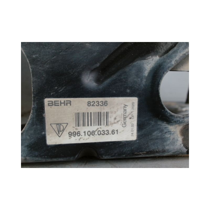 SUPPORT RADIATEUR PORSCHE 911