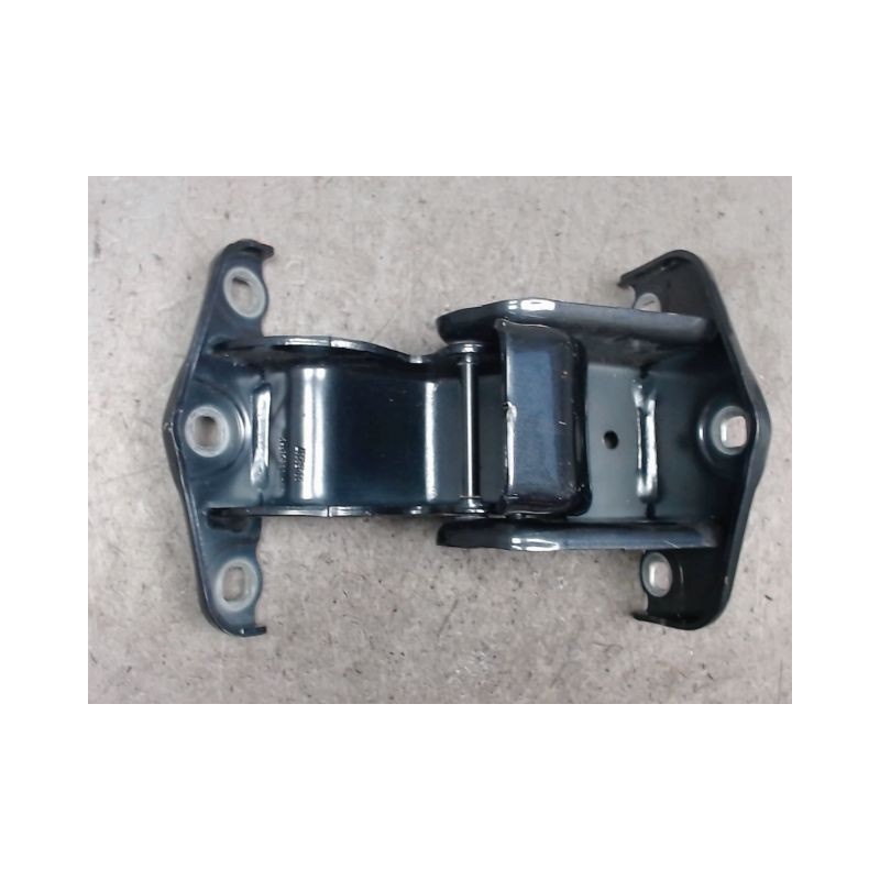 CHARNIERE INF PORTE BATTANTE ARG RENAULT TRAFIC III