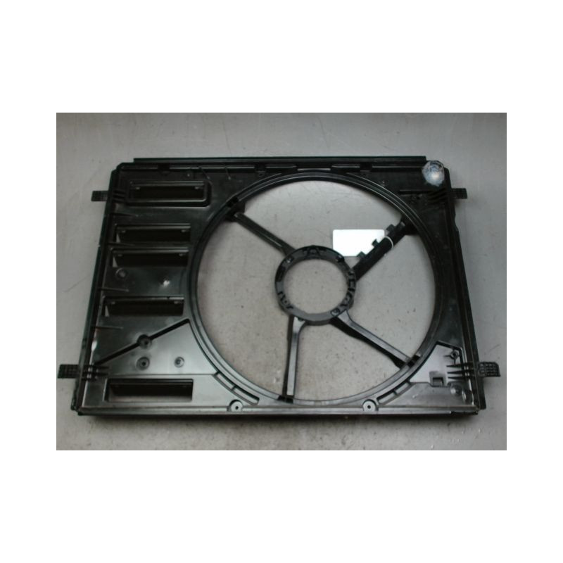 SUPPORT DE VENTILATEUR FORD FOCUS