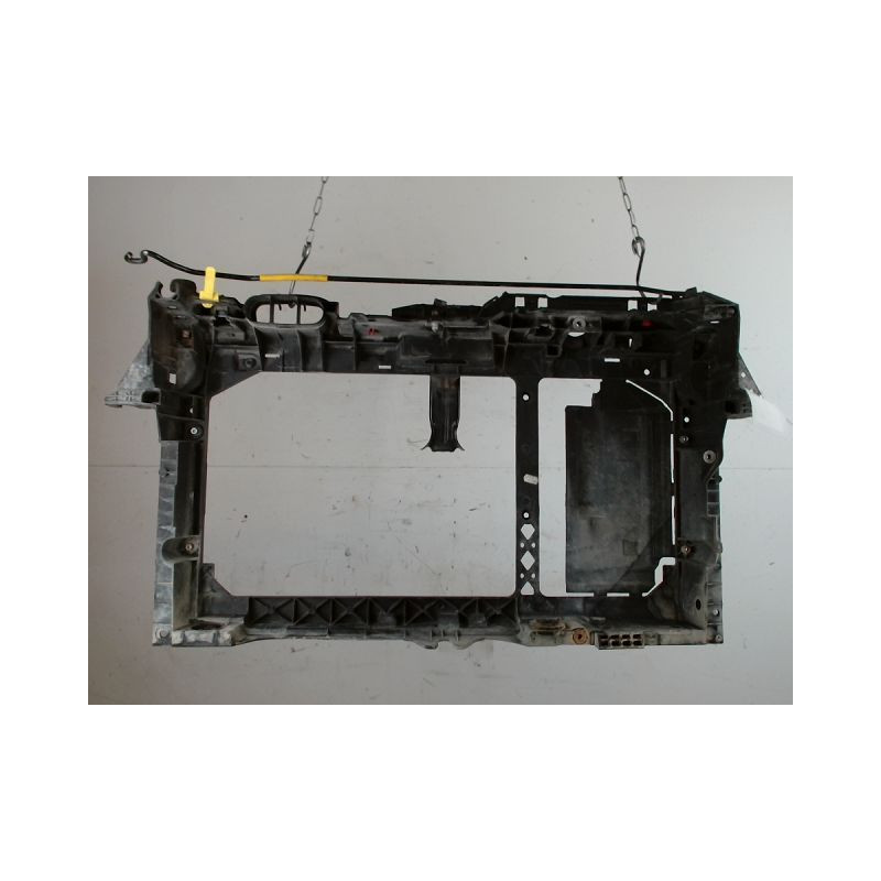 SUPPORT RADIATEUR FORD FIESTA