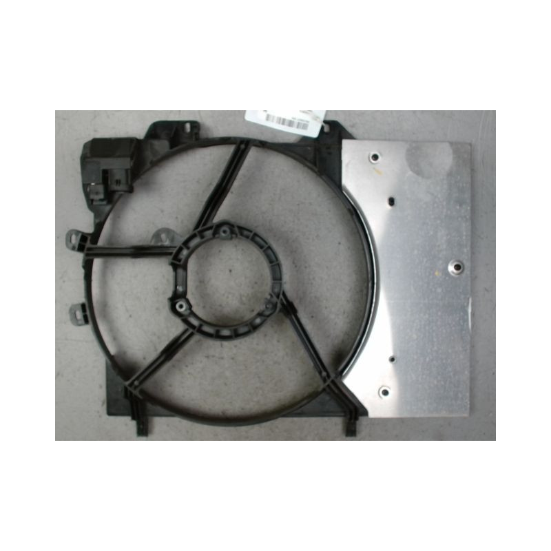 SUPPORT DE VENTILATEUR PEUGEOT 208