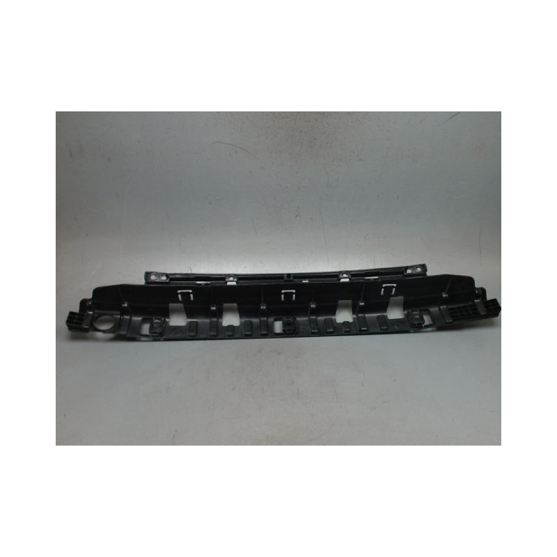 SUPPORT CENTRAL PARE-CHOC ARRIERE  PEUGEOT 2008