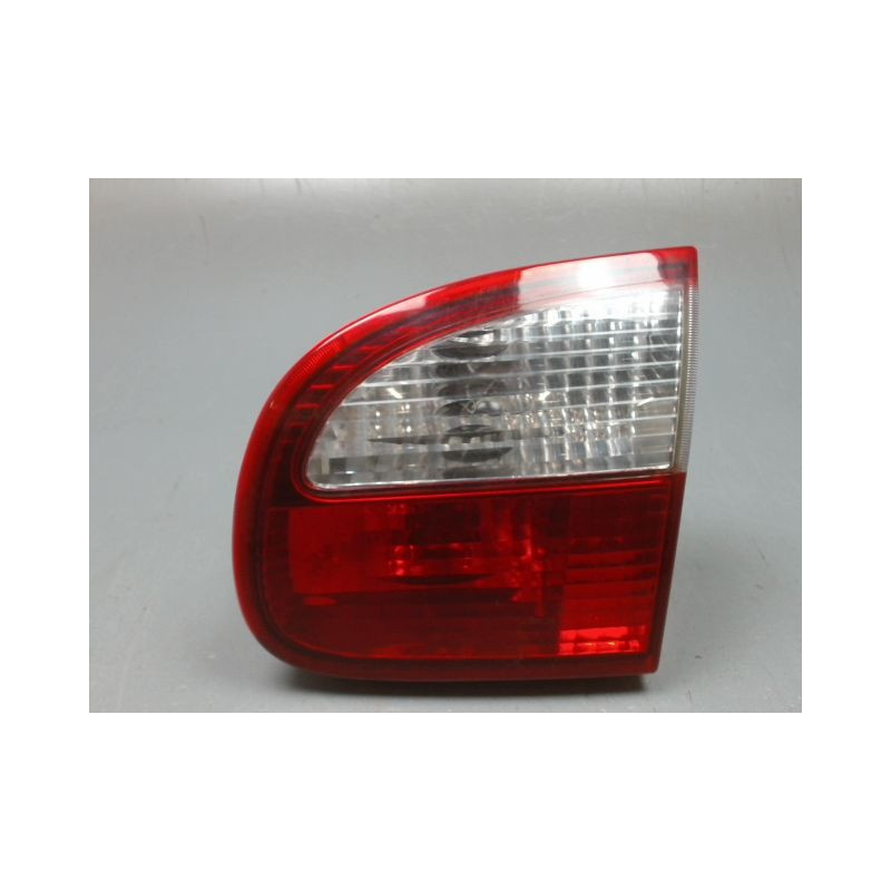 FEU ARRIERE INTERIEUR DROIT DAEWOO LANOS 3P