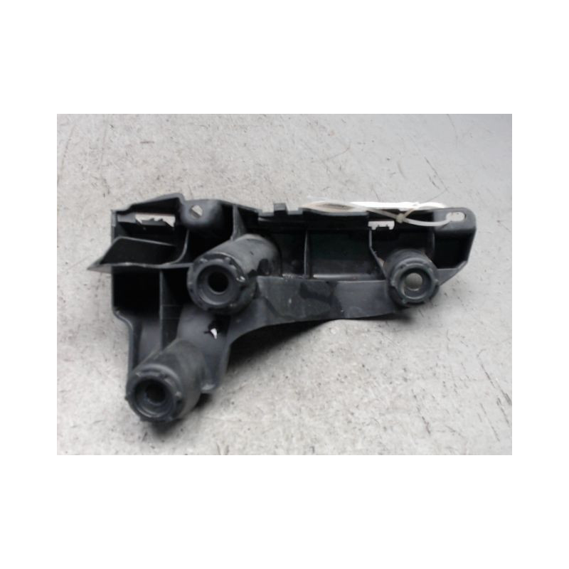 SUPPORT PARE-CHOC ARG PEUGEOT 308