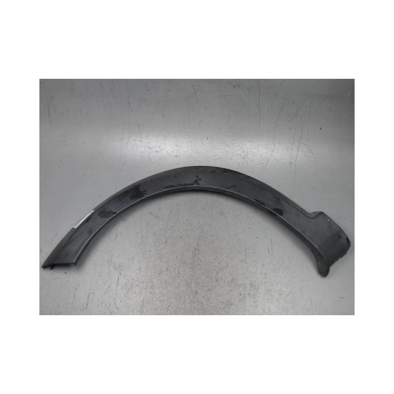 ELARGISSEUR AILE AVANT GAUCHE CITROEN C3 X-TR