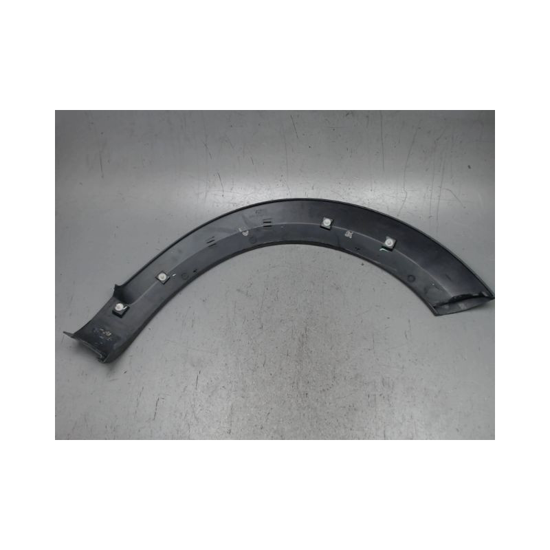 ELARGISSEUR AILE AVANT GAUCHE CITROEN C3 X-TR
