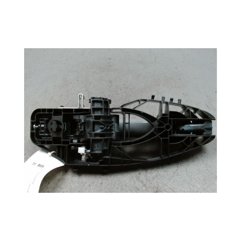 POIGNEE EXTERIEURE PORTE ARRIERE GAUCHE FORD PUMA