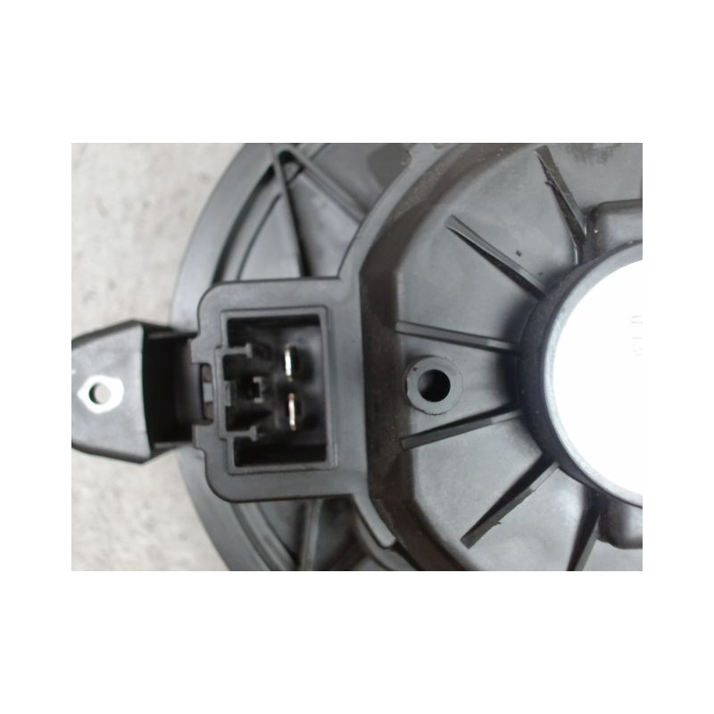 MOTEUR VENTILATEUR CHAUFFAGE FORD PUMA