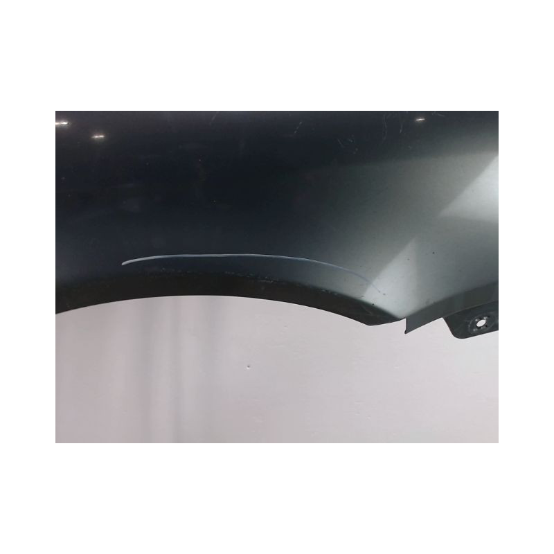 AILE AVANT DROIT SKODA OCTAVIA 2000-