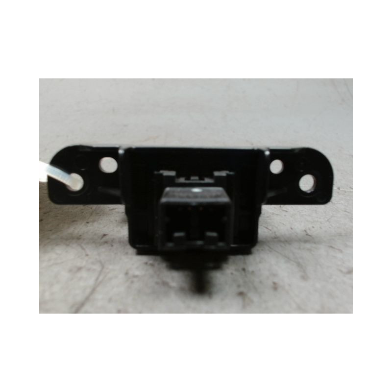 BOUTON DE WARNING NISSAN PULSAR