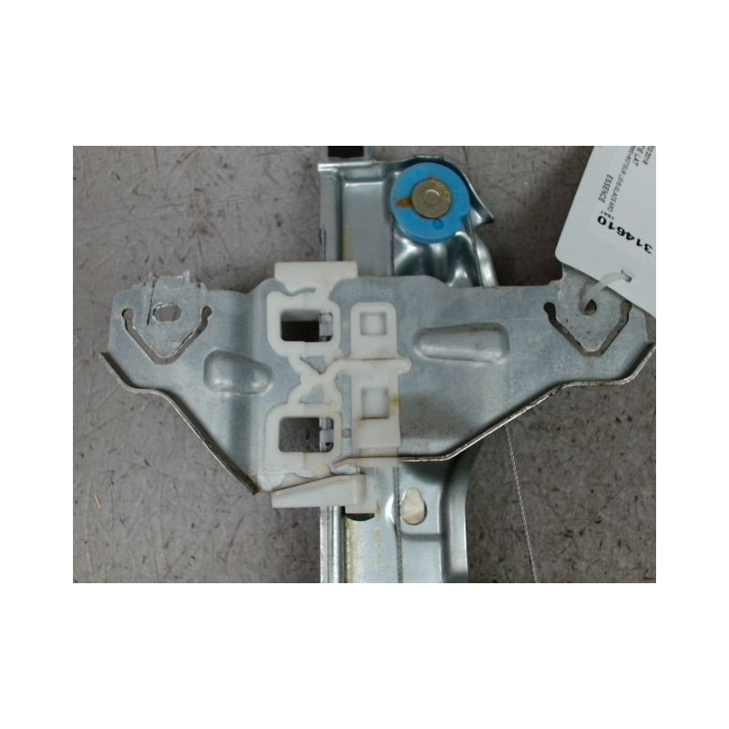 MECANISME+MOTEUR LEVE-GLACE ARRIERE DROIT NISSAN PULSAR