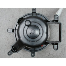 MOTEUR VENTILATEUR CHAUFFAGE PEUGEOT 5008 2009-
