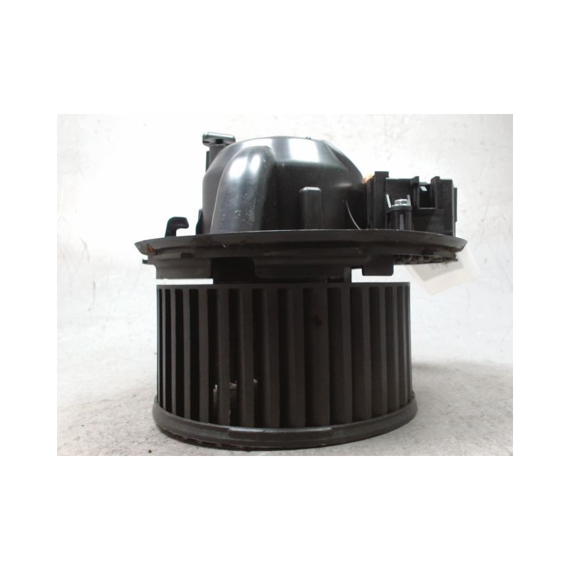 MOTEUR VENTILATEUR CHAUFFAGE VOLKSWAGEN TOURAN