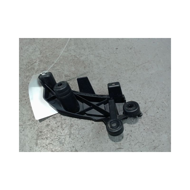 SUPPORT PARE-CHOC ARD CITROEN C3 2009-