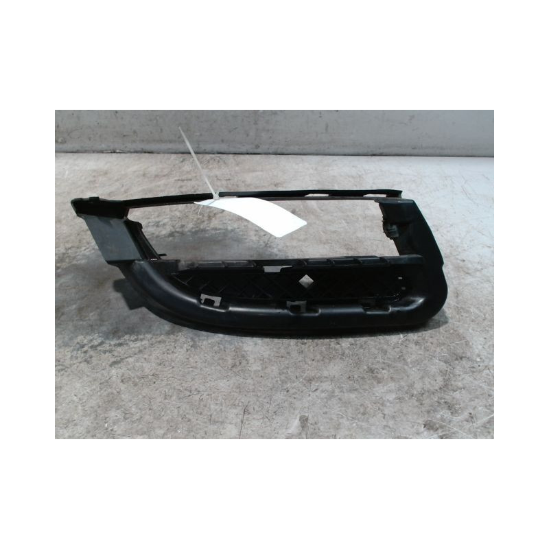 GRILLE VENTILATION PARE-CHOC AVD BMW SERIE 1