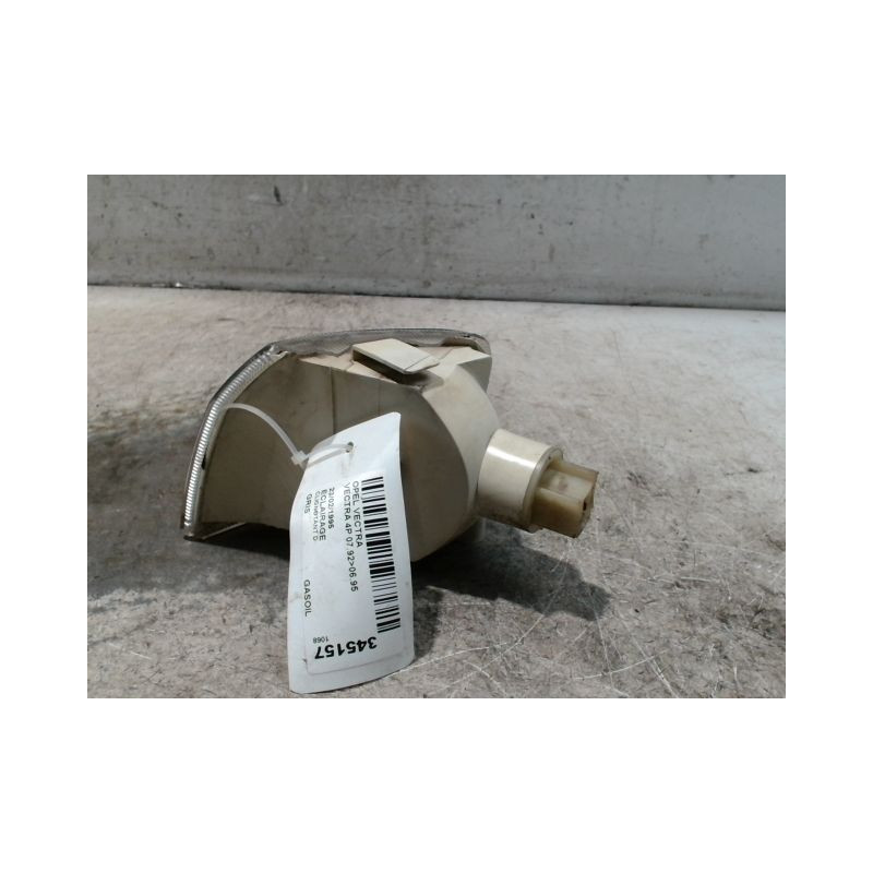 CLIGNOTANT DROIT OPEL VECTRA 92-95