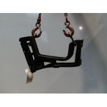 SUPPORT PARE-CHOC ARG PEUGEOT 5008 2009-
