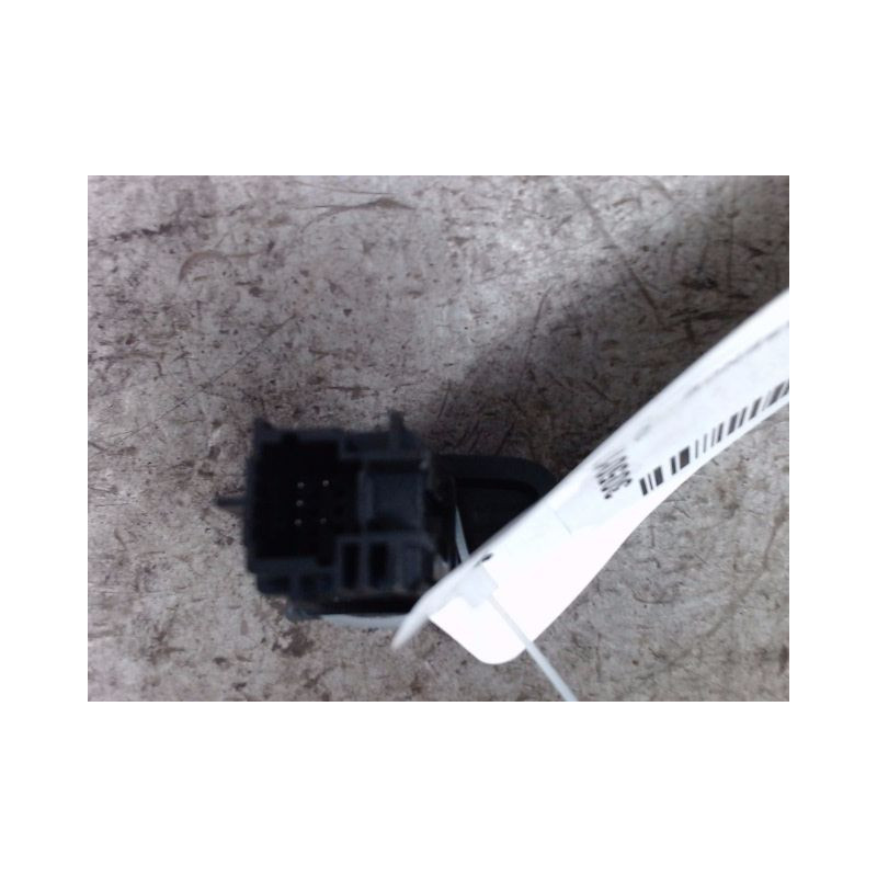 BOUTON DE WARNING RENAULT CLIO
