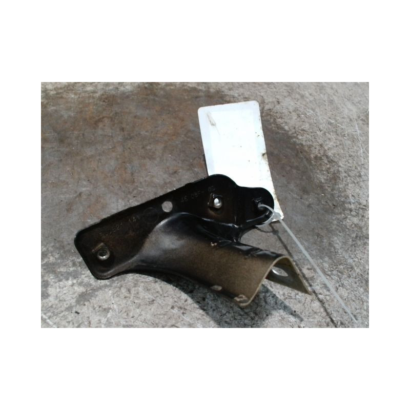 SUPPORT PARE-CHOC AVG SKODA FABIA BREAK 2008-