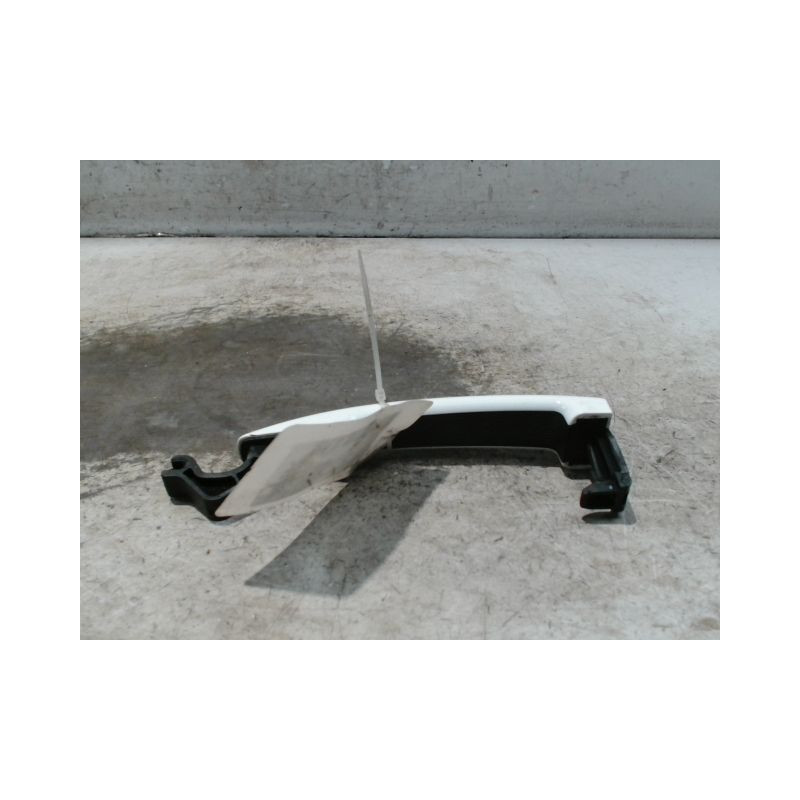 POIGNEE EXTERIEURE PORTE AVANT DROIT PEUGEOT 208